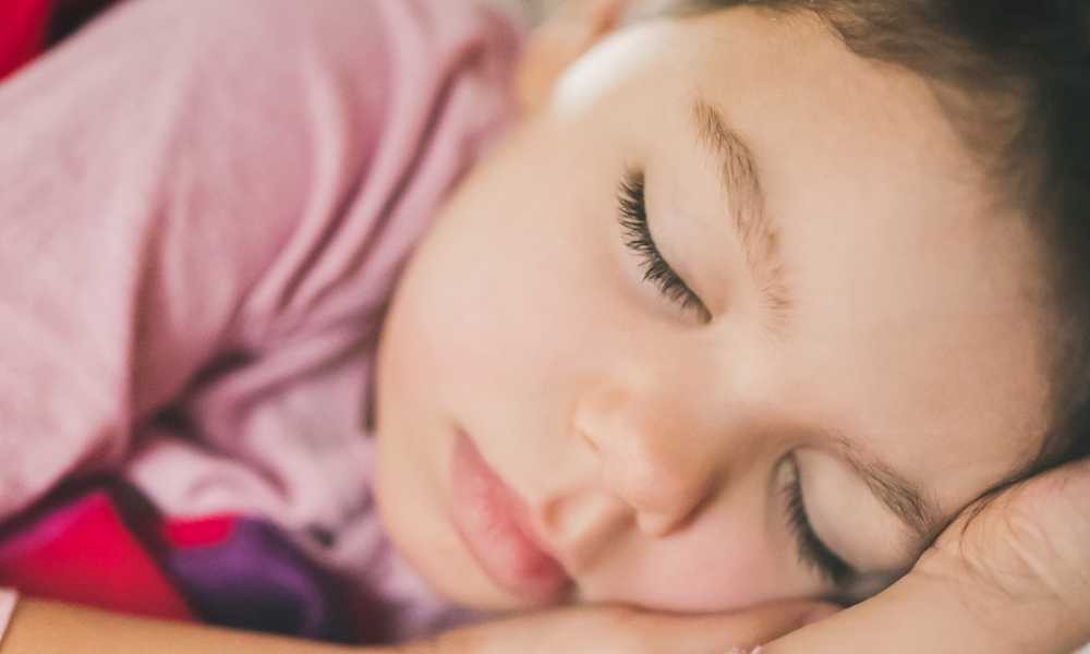 اهمیت خواب برای رشد مغزی