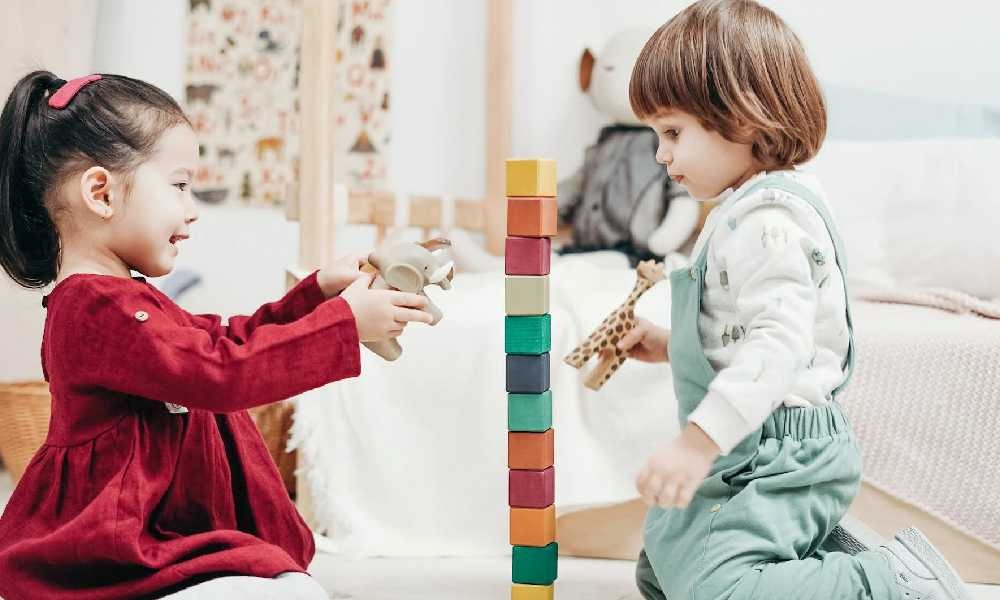 فواید بازی های مناسب کودکان